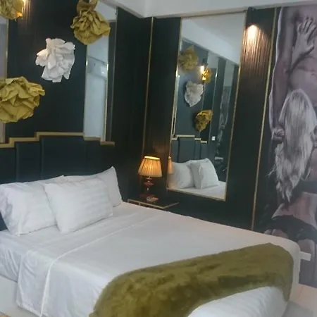 Hera Hotel
